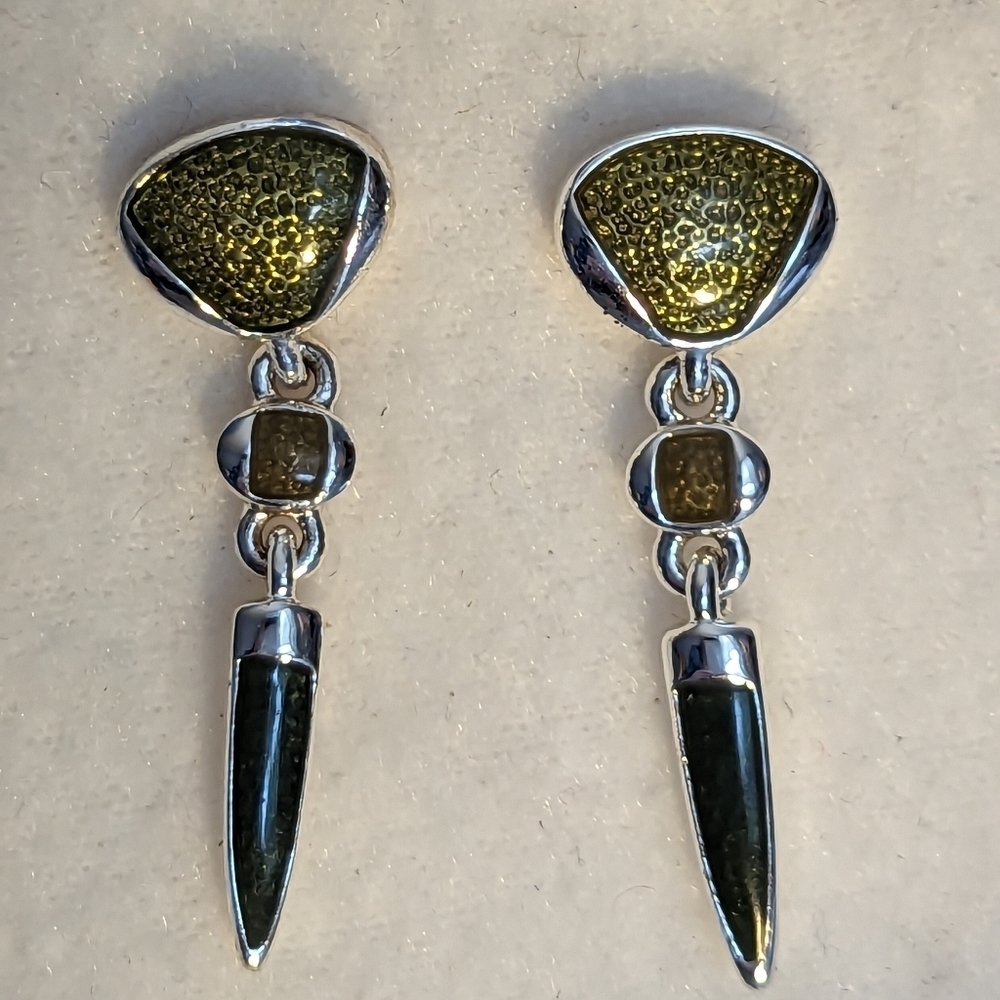 NWT Monet Earrings signed vintage green silver tone surgical steel post backs